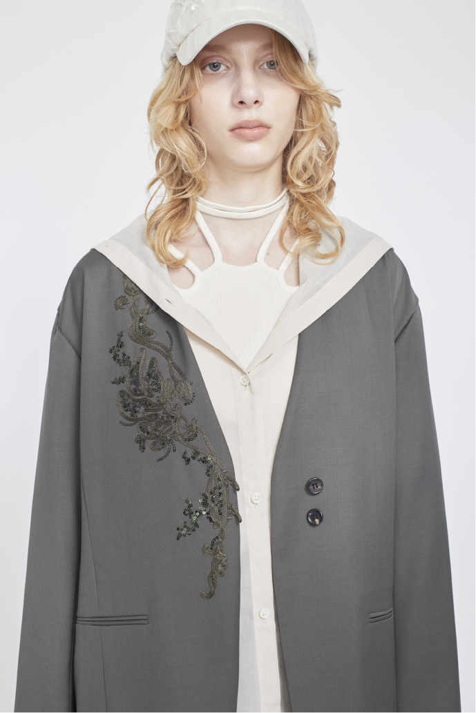 Veil embroidered jacket (Khaki)