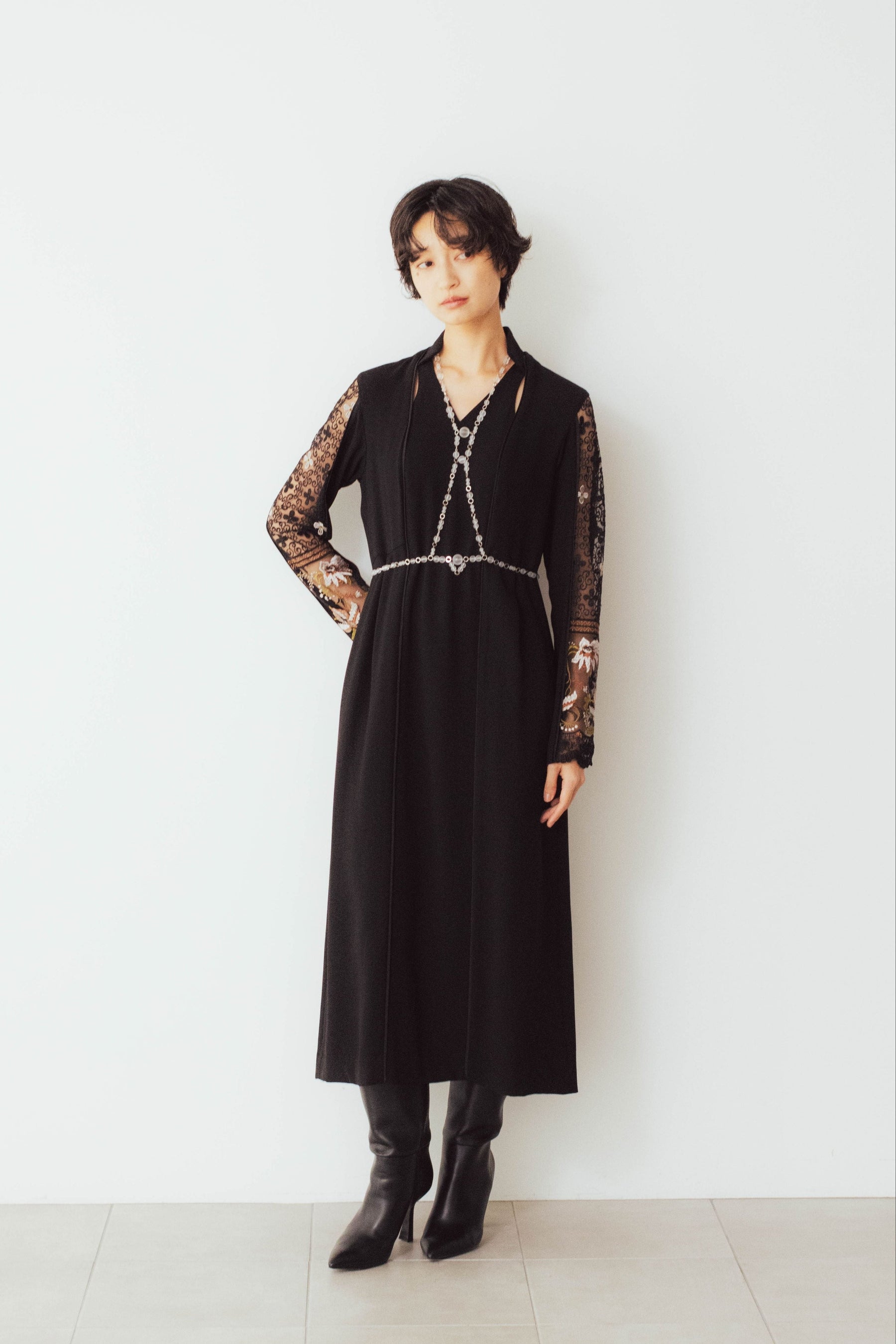 Petal collar lace dress set (Black)