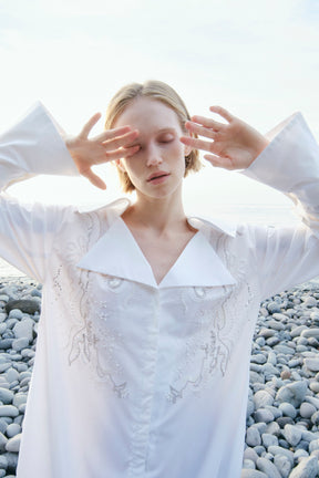 Droplet flower embroidered shirt dress (White)