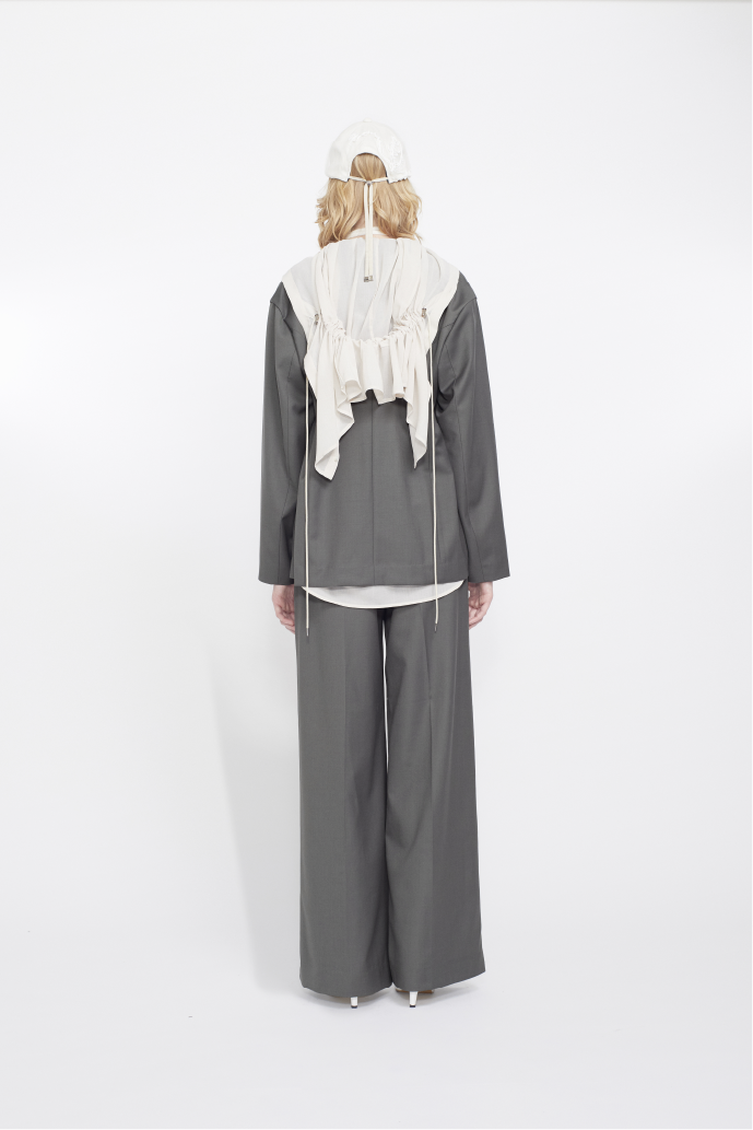Veil embroidered jacket (Khaki)