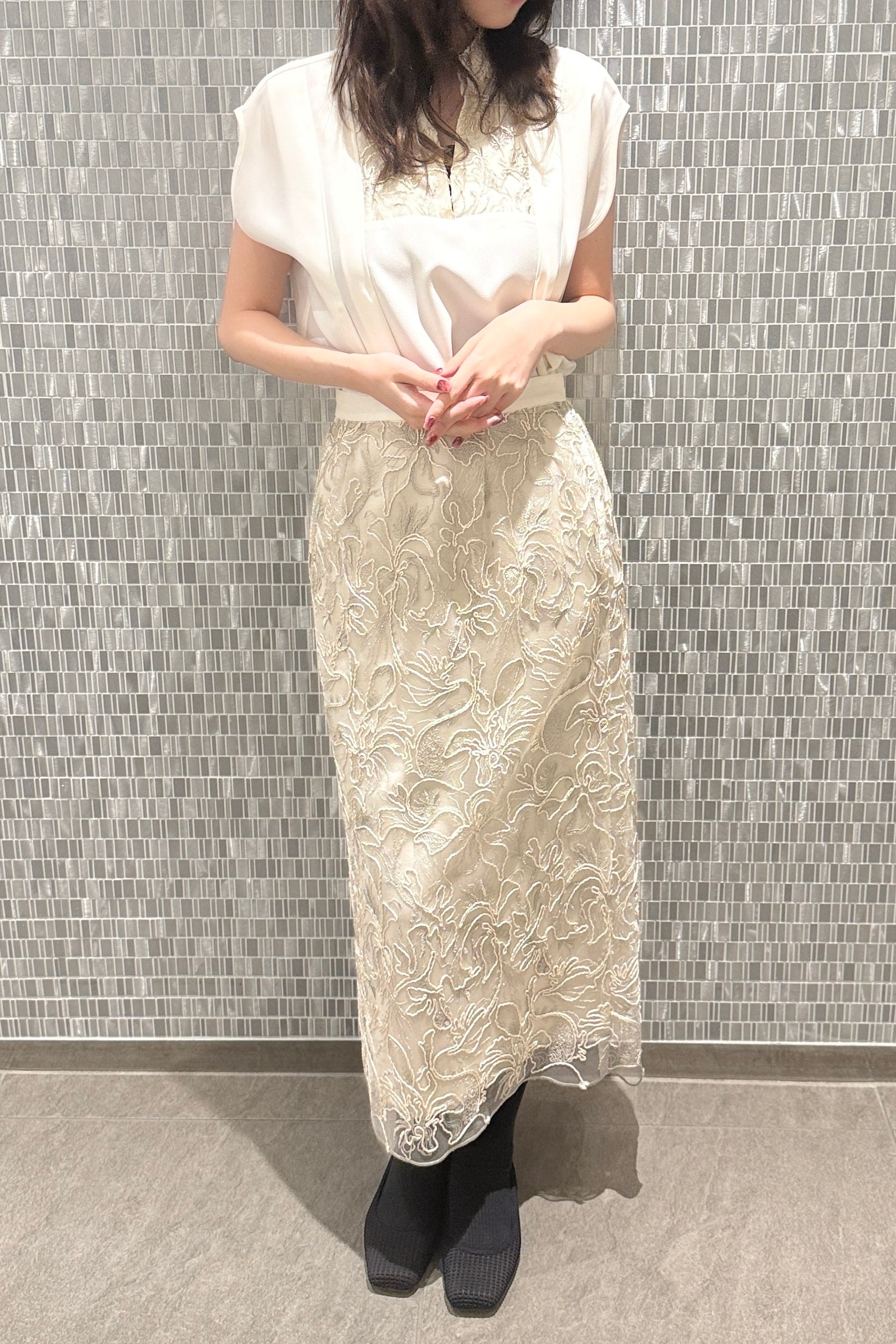 MURRAL Seem flower lace skirt (Ivory)