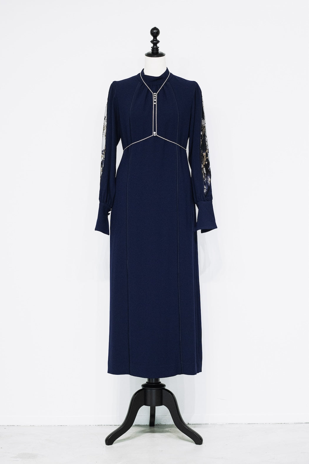 Petal sleeve lace dress (Navy)