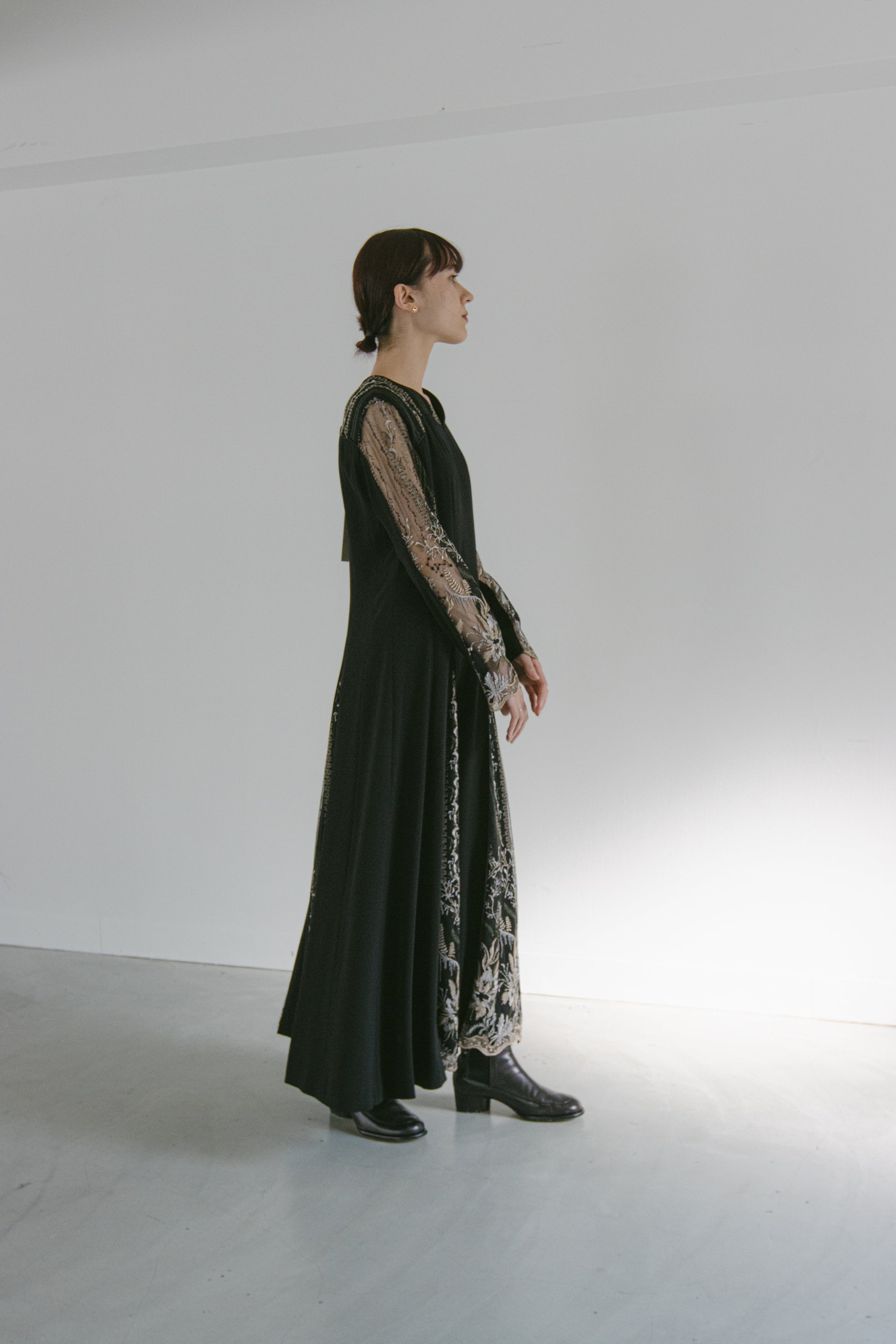 MURRAL Petal lace dress (Black)