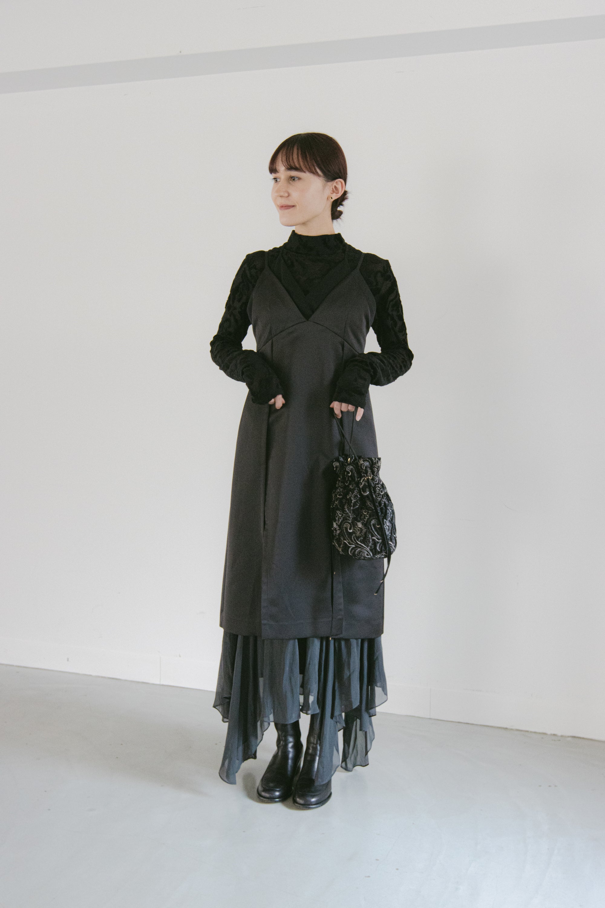 MURRAL Flutters camisole dress (Black)
