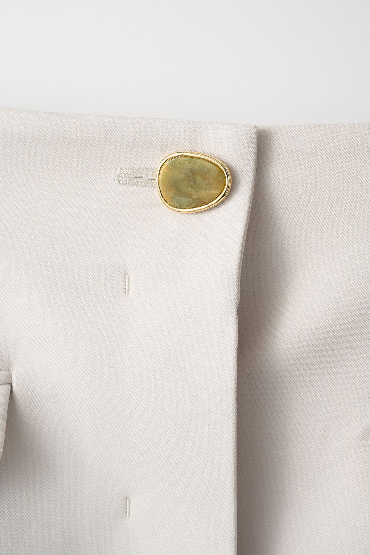 Monochrome wrapped skirt (White)