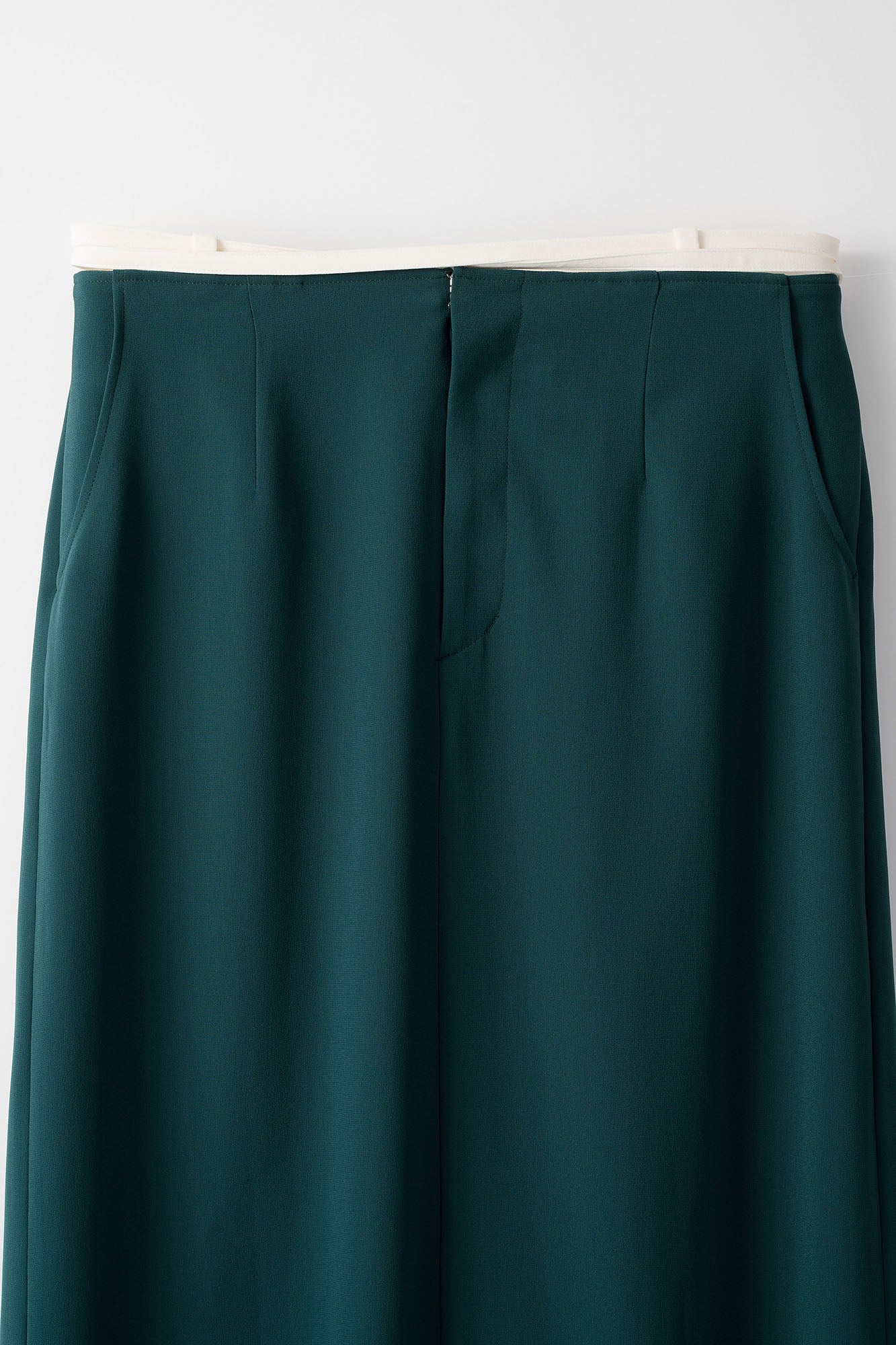 String slit skirt (Green)
