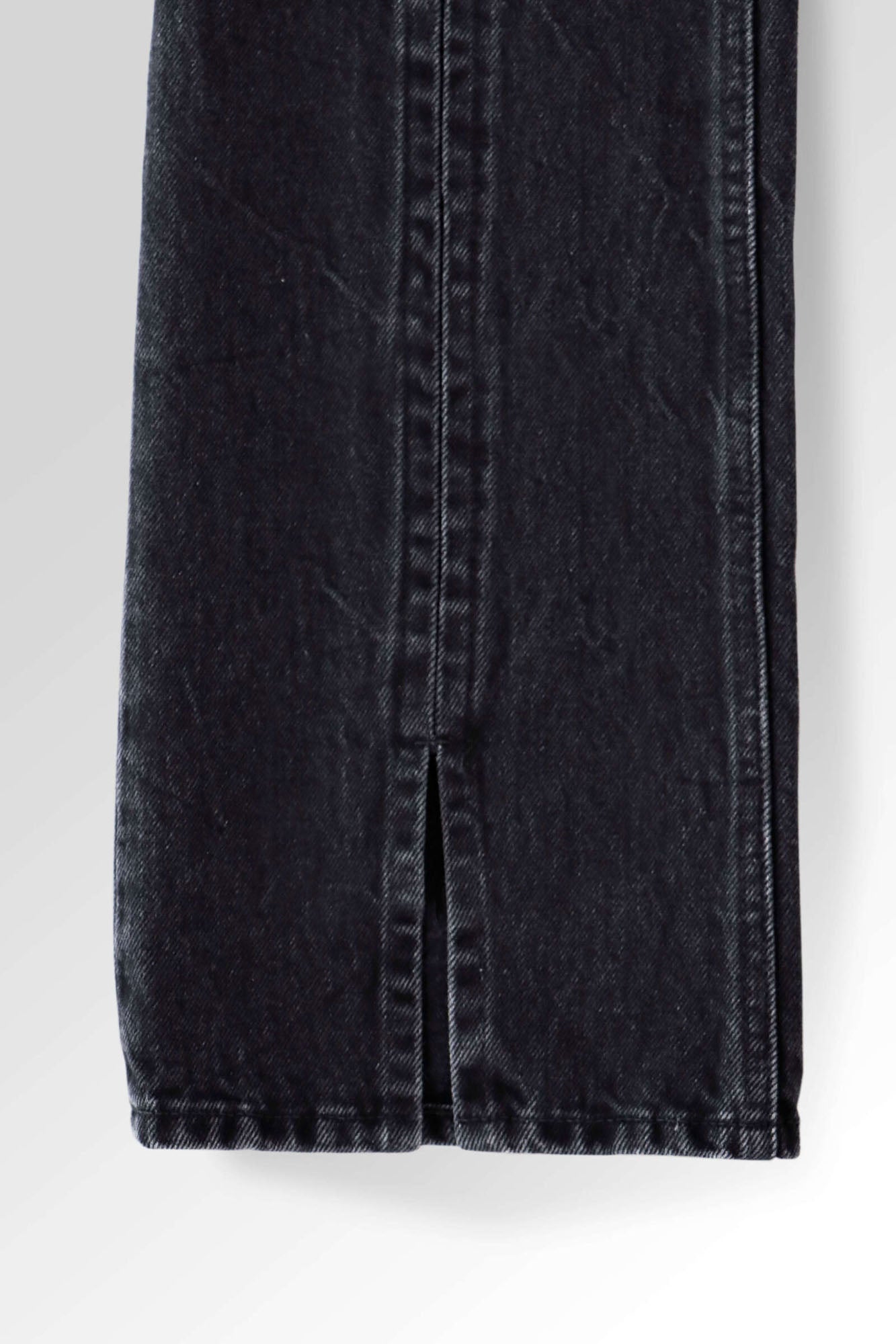 Tucked slit denim (Black)