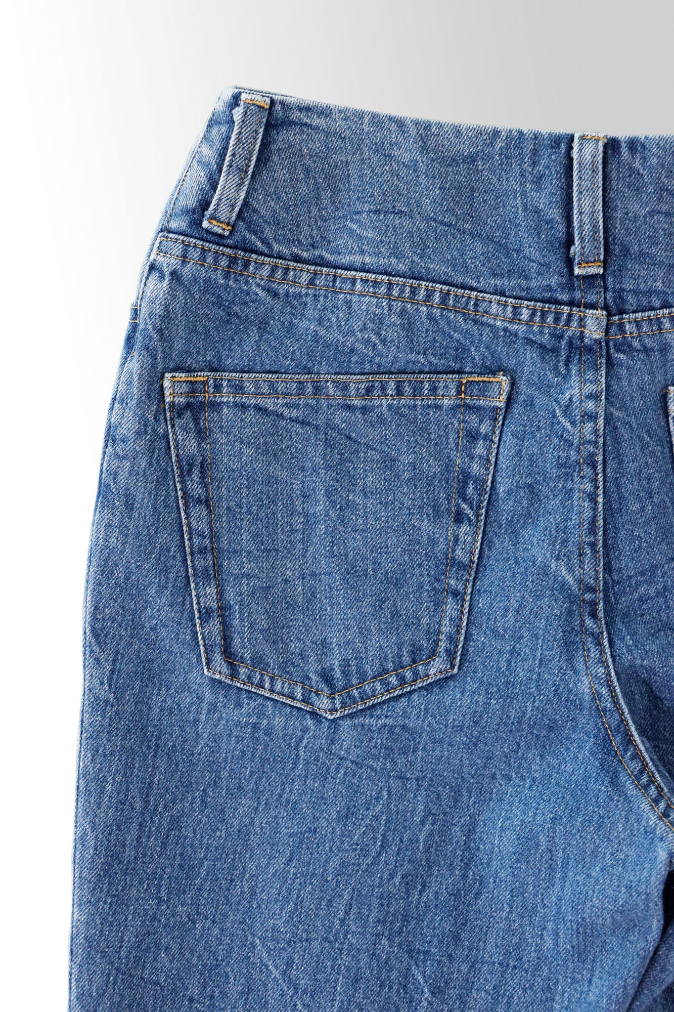 Tucked slit denim (Blue)