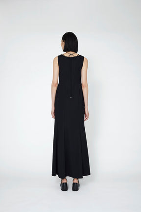 Vine embroidered jersey dress (Black)