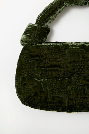 Symbolic embroidery velvet bag (Green)