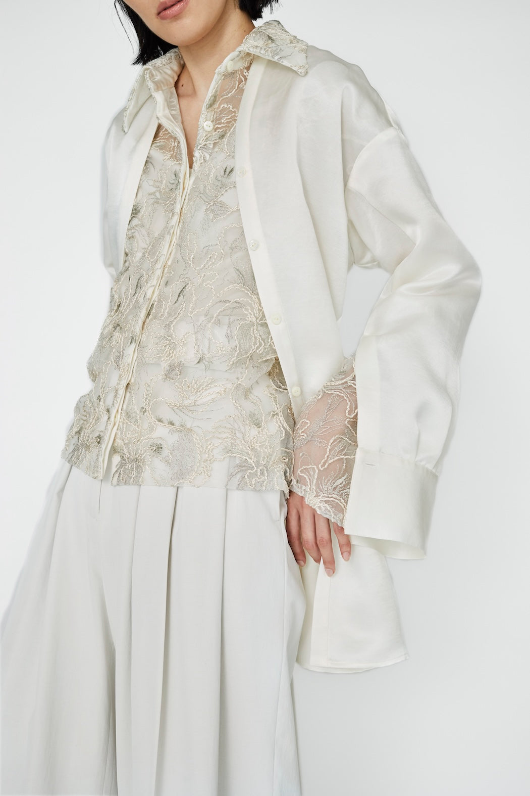 Seem flower lace shirt (Ivory)