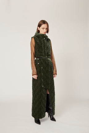 Symbolic embroidery velvet sleeveless jacket (Green)