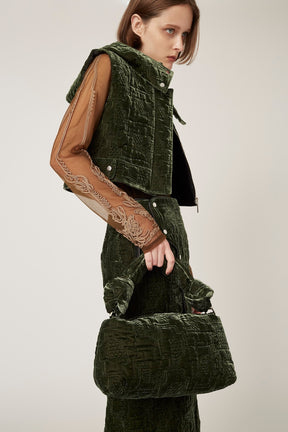 Symbolic embroidery velvet sleeveless jacket (Green)