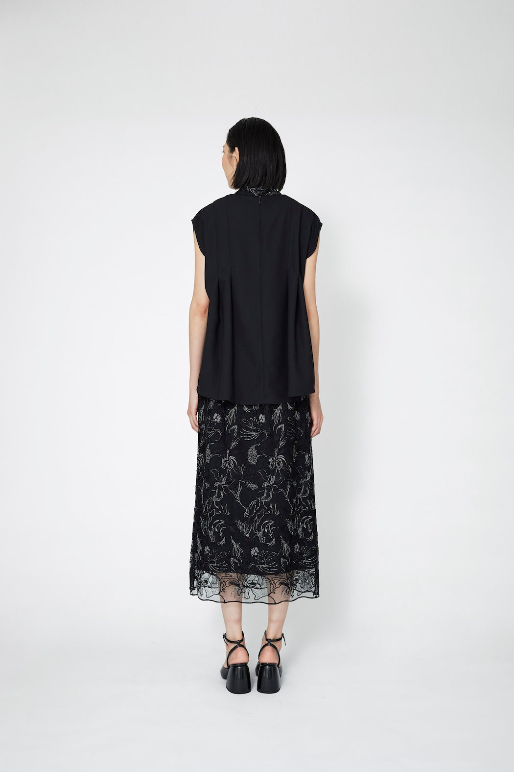 Seem flower lace tops (Black)