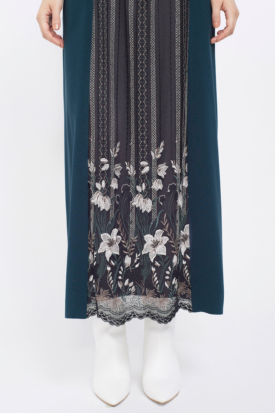 Classic lace dress (Green)