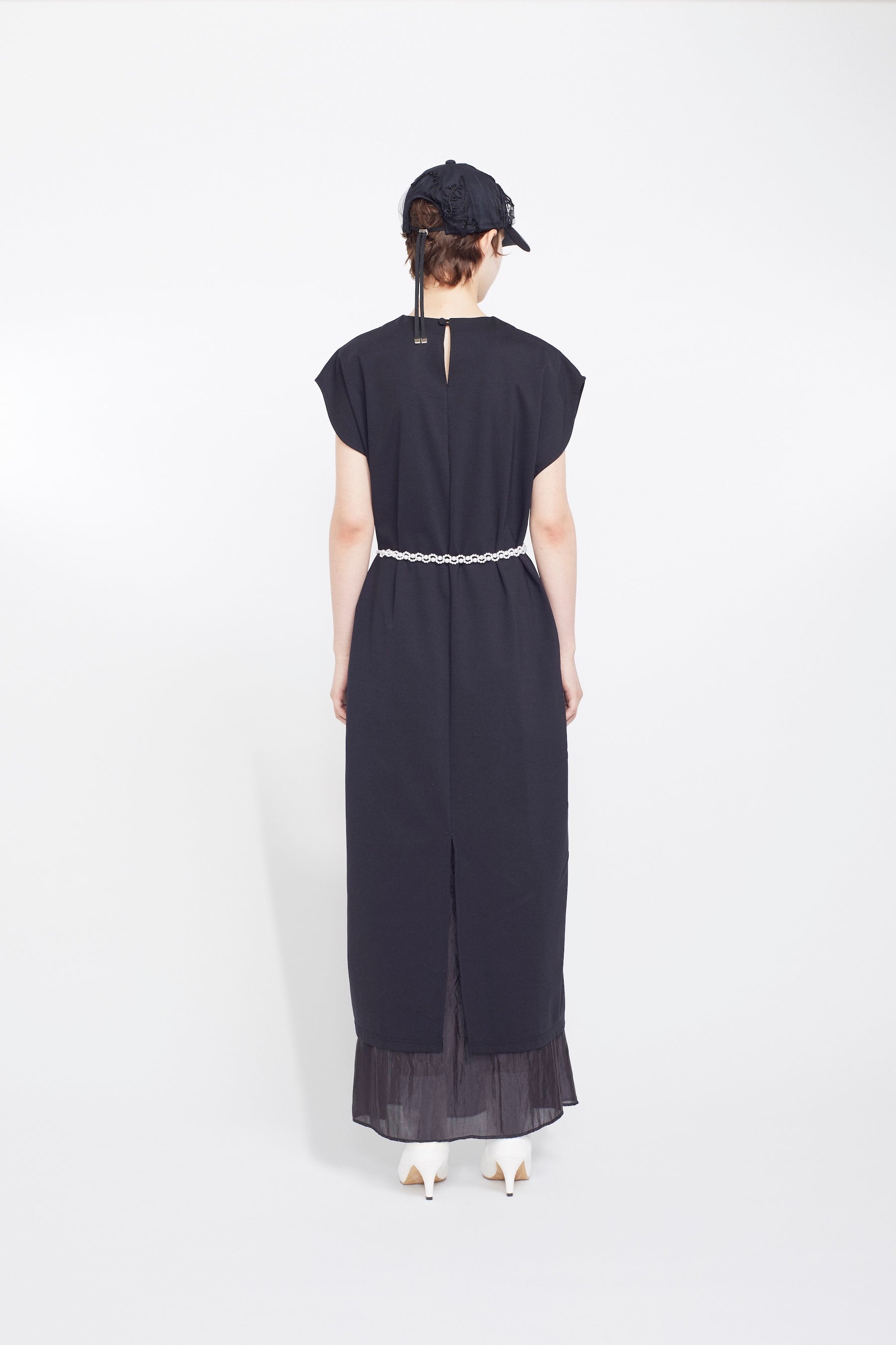 Flutter patchwork embroidered dress (Black)