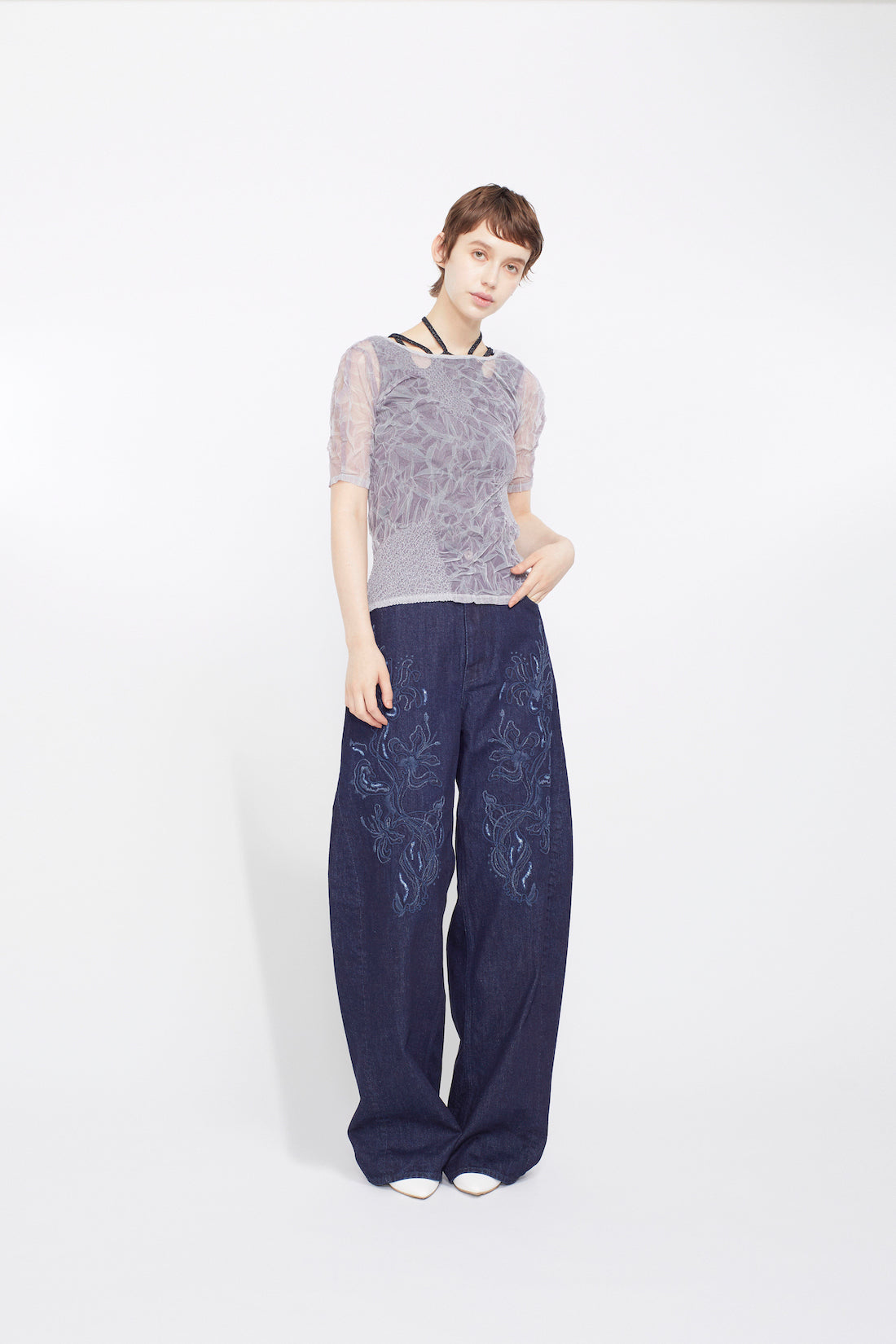 Nerine embroidered denim slacks (Indigo)