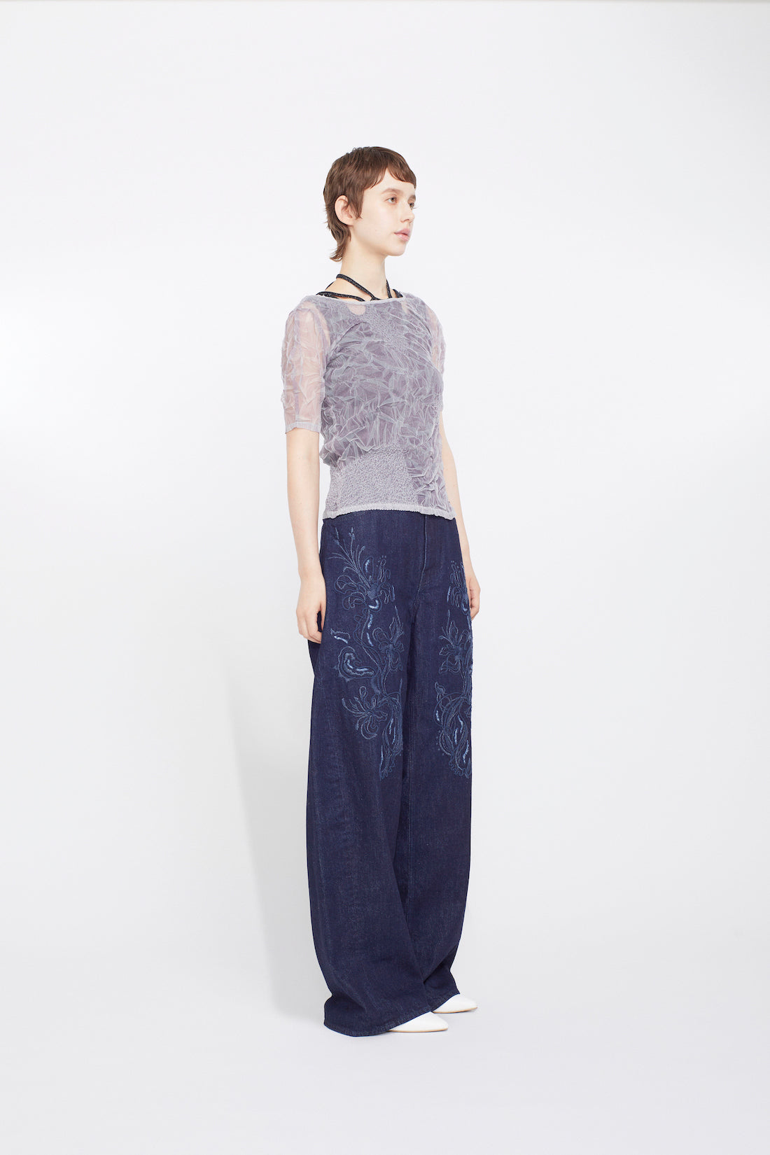 Nerine embroidered denim slacks (Indigo)
