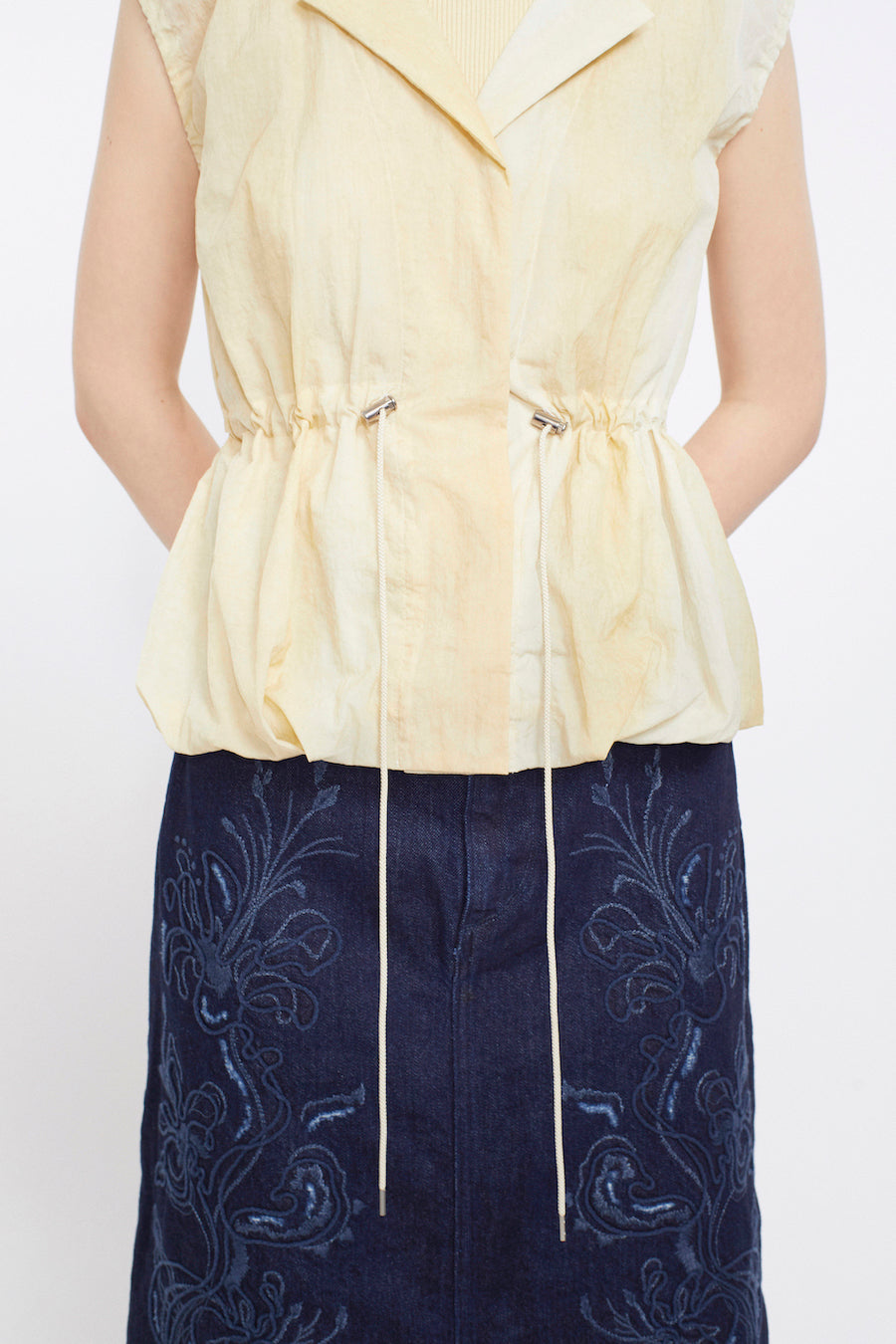 Radiance sleeveless tops (Yellow)