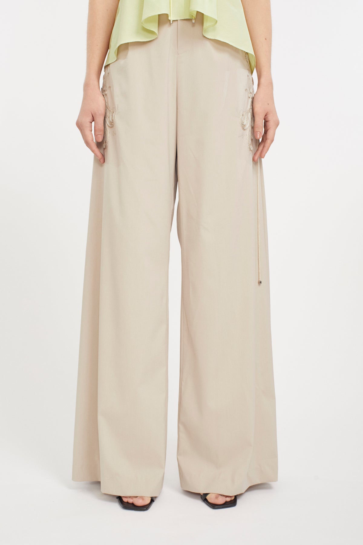 Glimmer embroidered slacks (Beige)