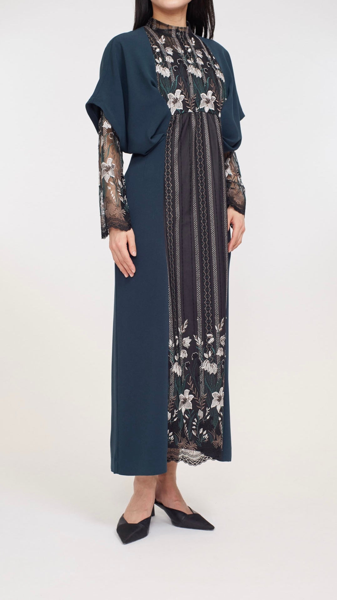MURRAL Classic lace dress (Green)