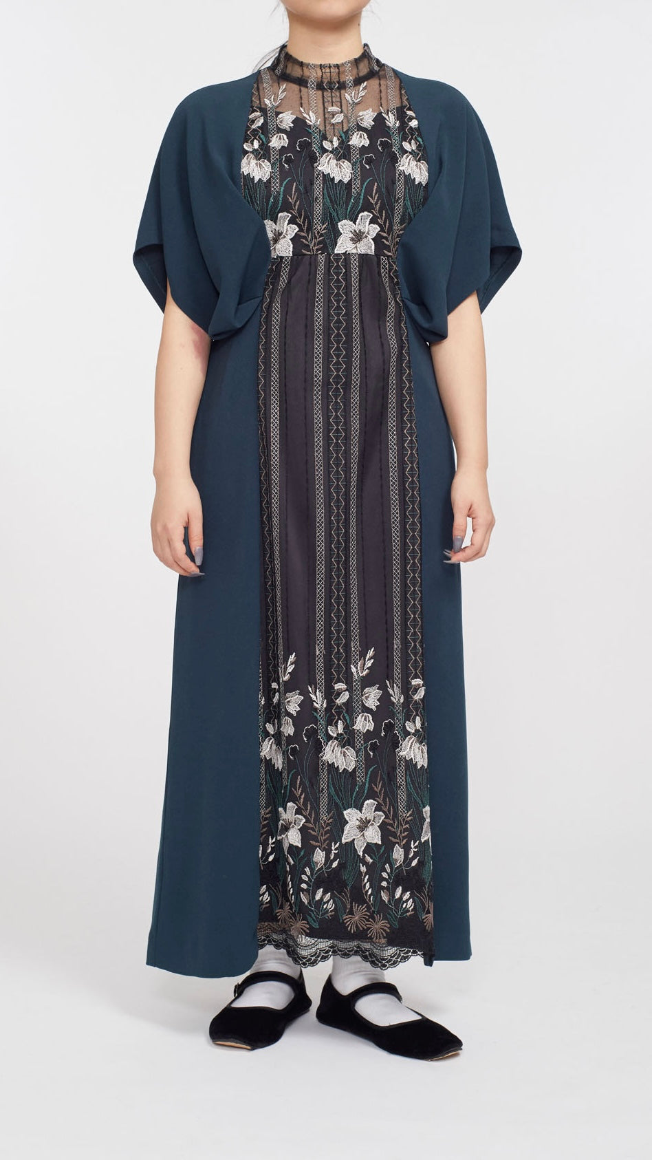 MURRAL Classic lace dress (Green)