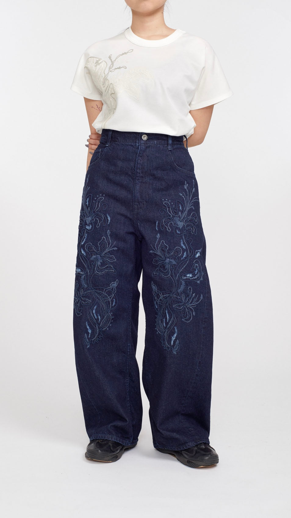 MURRAL Nerine embroidered denim slacks (Indigo)