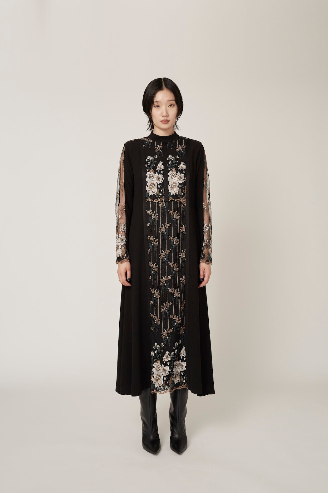 Framed flower lace dress (Black)