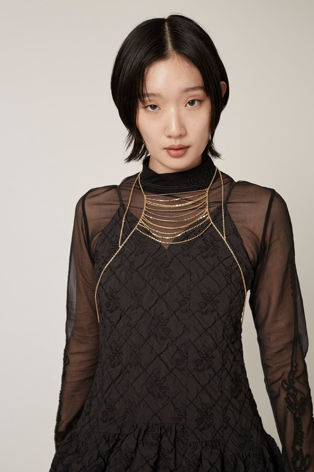 Scenery embroidery sheer top (Black)