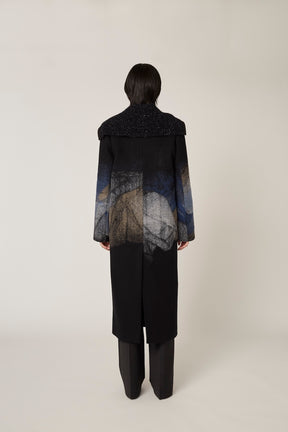 "Emerge" needle punch wool coat (Black)