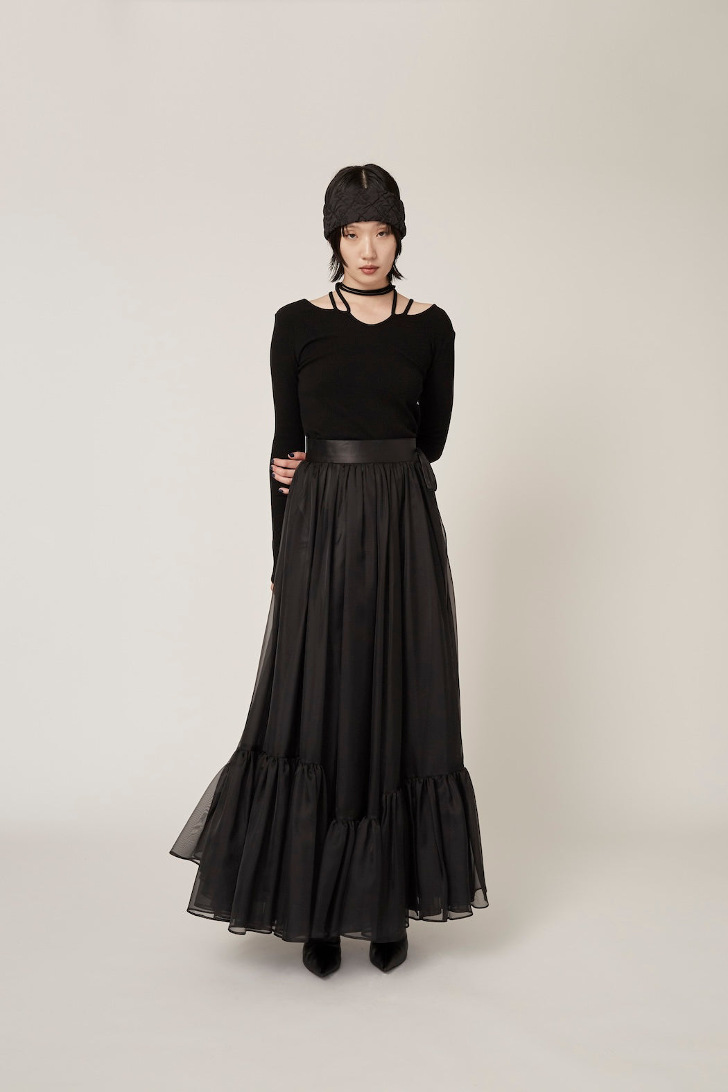 Spacious sheer wrap skirt (Black)