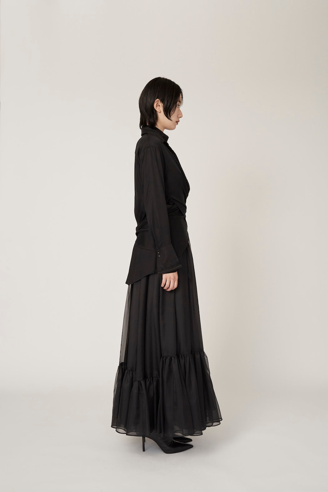 Spacious sheer wrap skirt (Black)