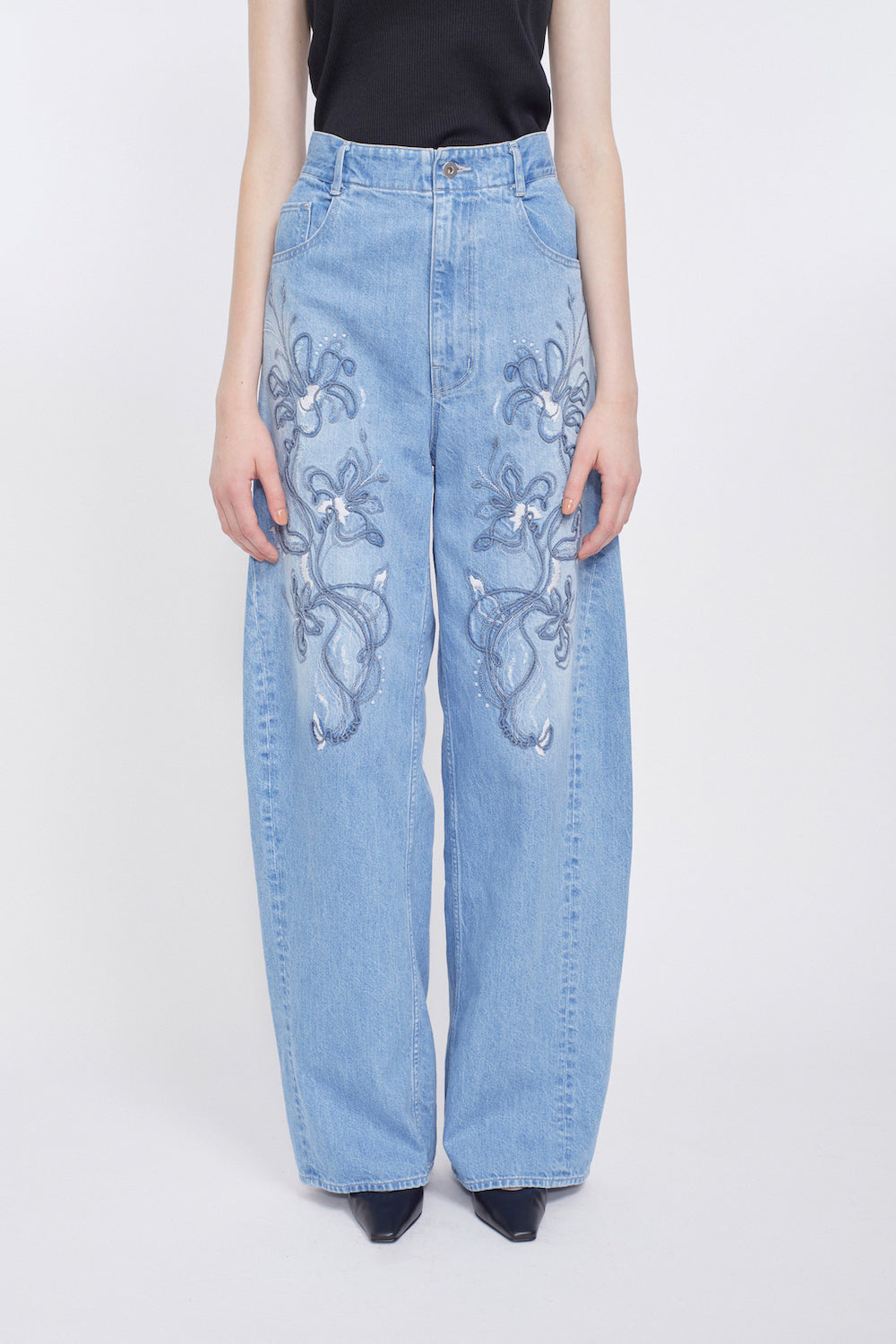 Nerine embroidered denim slacks (Blue)