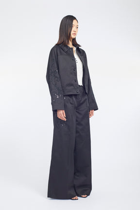Relief embroidered chino jacket (Black)