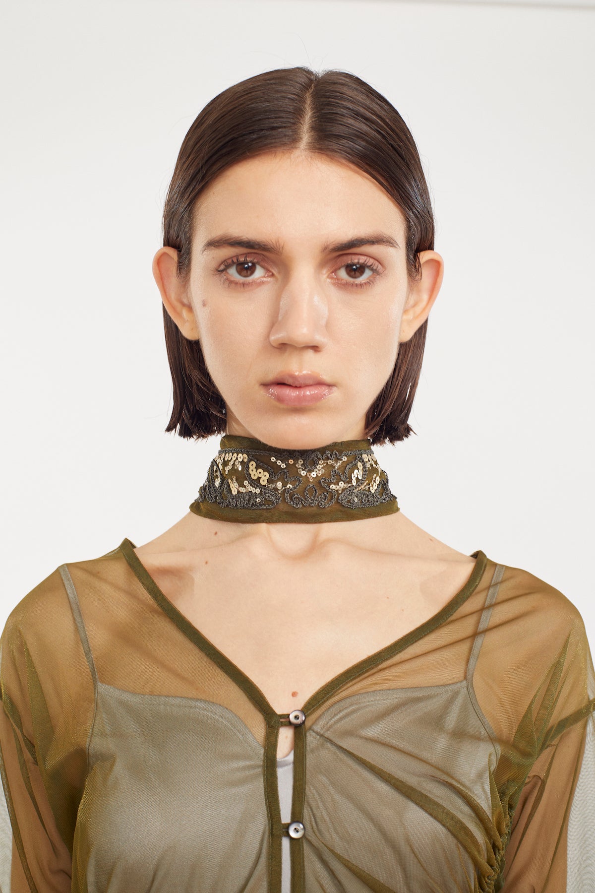 Gleaming embroidered ribbon (Olive)