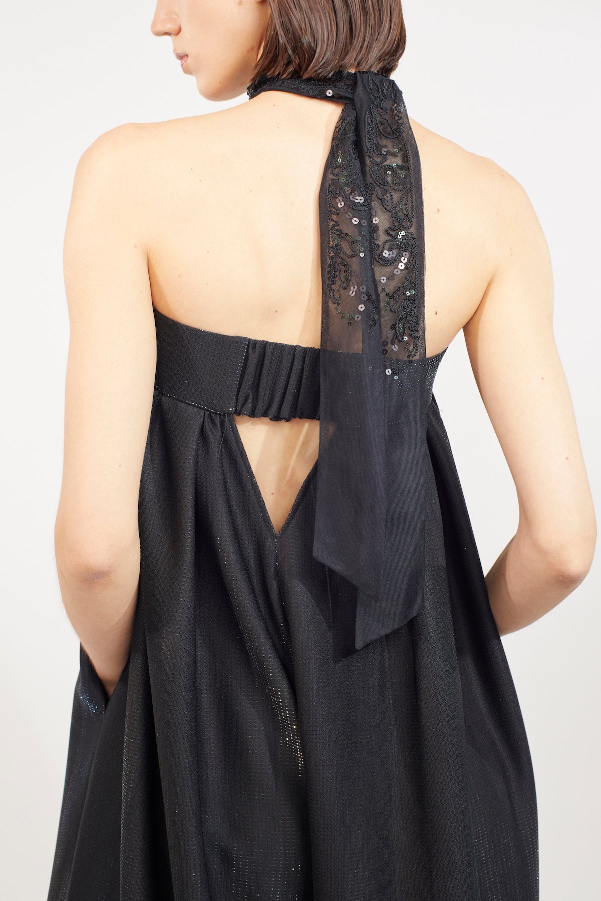 Gleaming embroidered ribbon (Black)