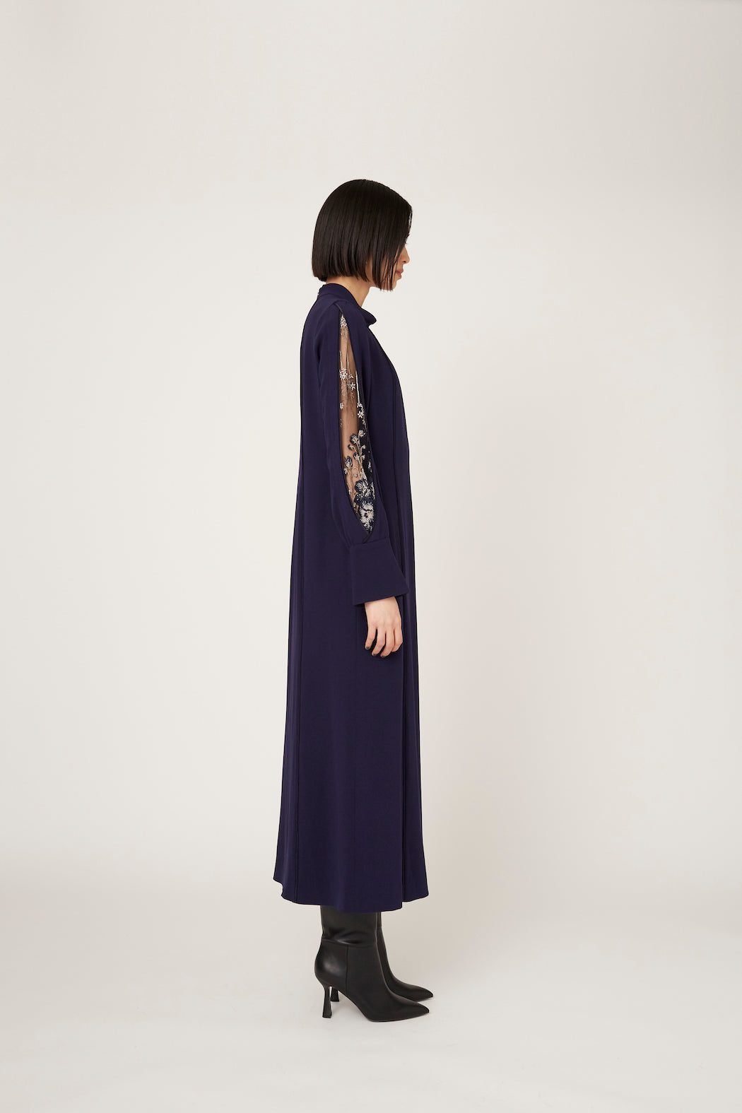 Petal sleeve lace dress (Navy)