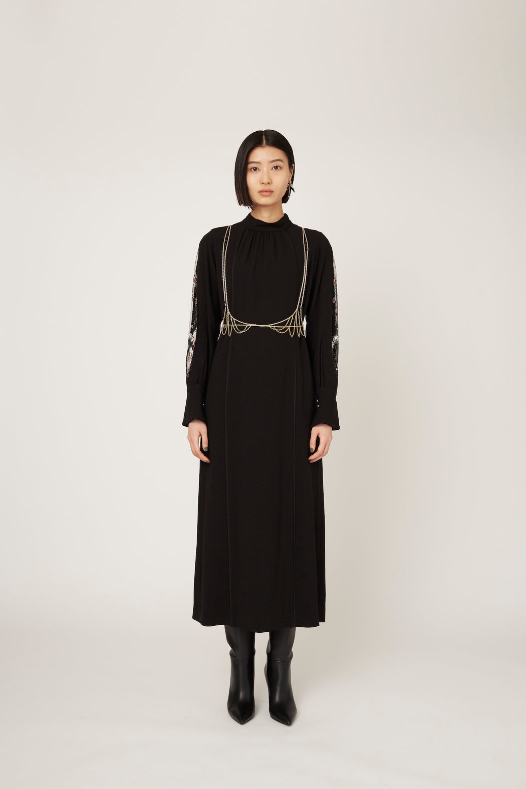 Petal sleeve lace dress (Black)