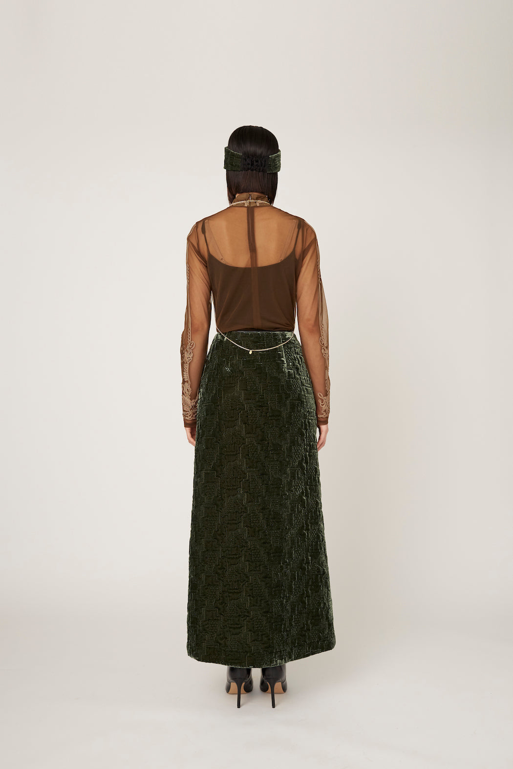 Symbolic embroidery velvet skirt (Green)