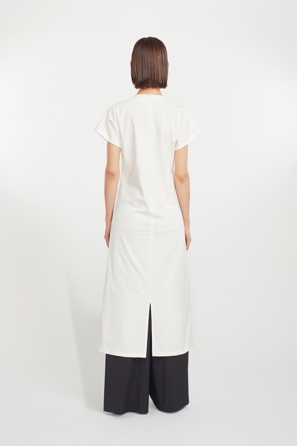 Framed embroidered jersey dress (White)