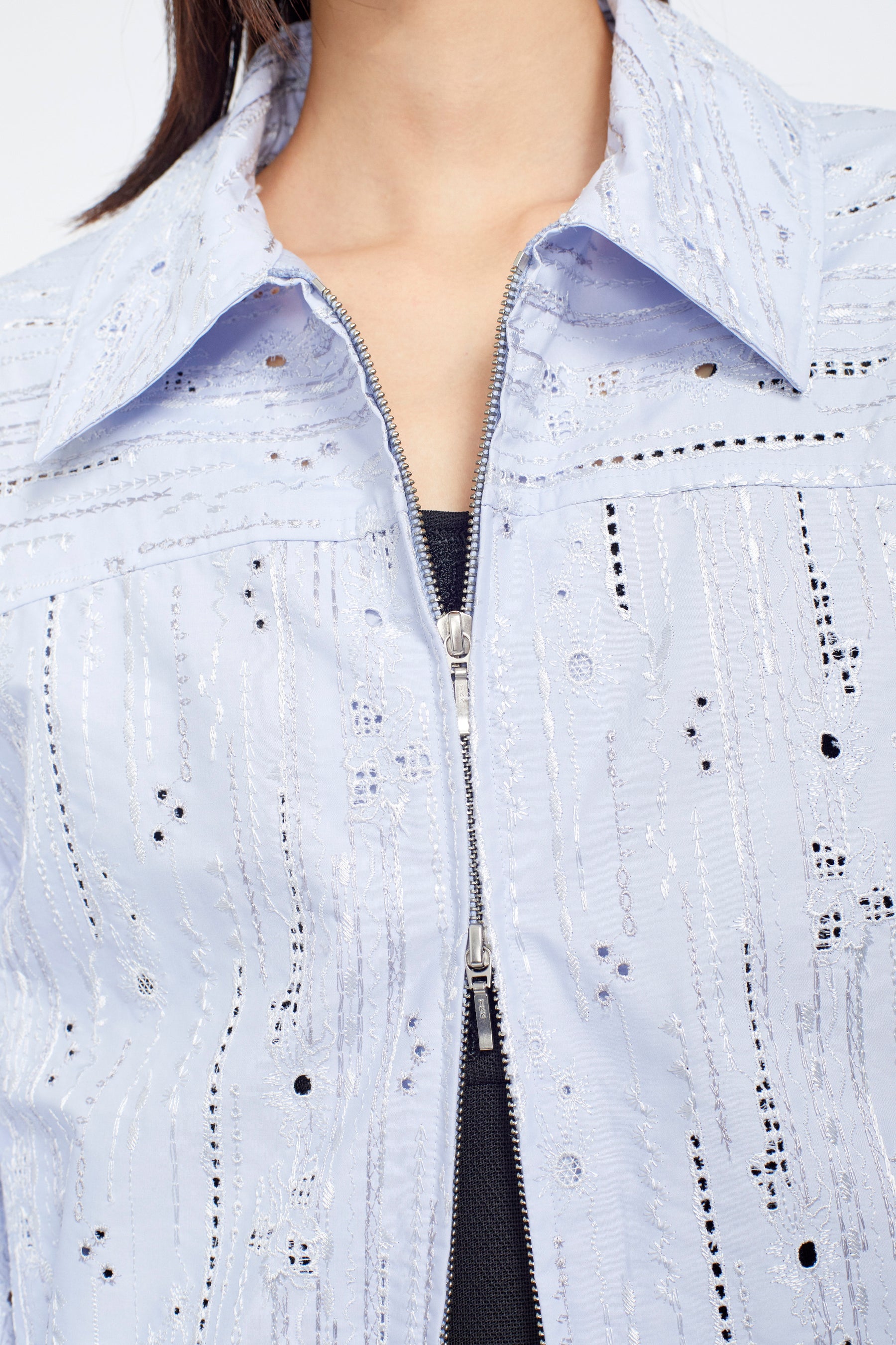 Swaying stripe embroidered blouson (Blue)