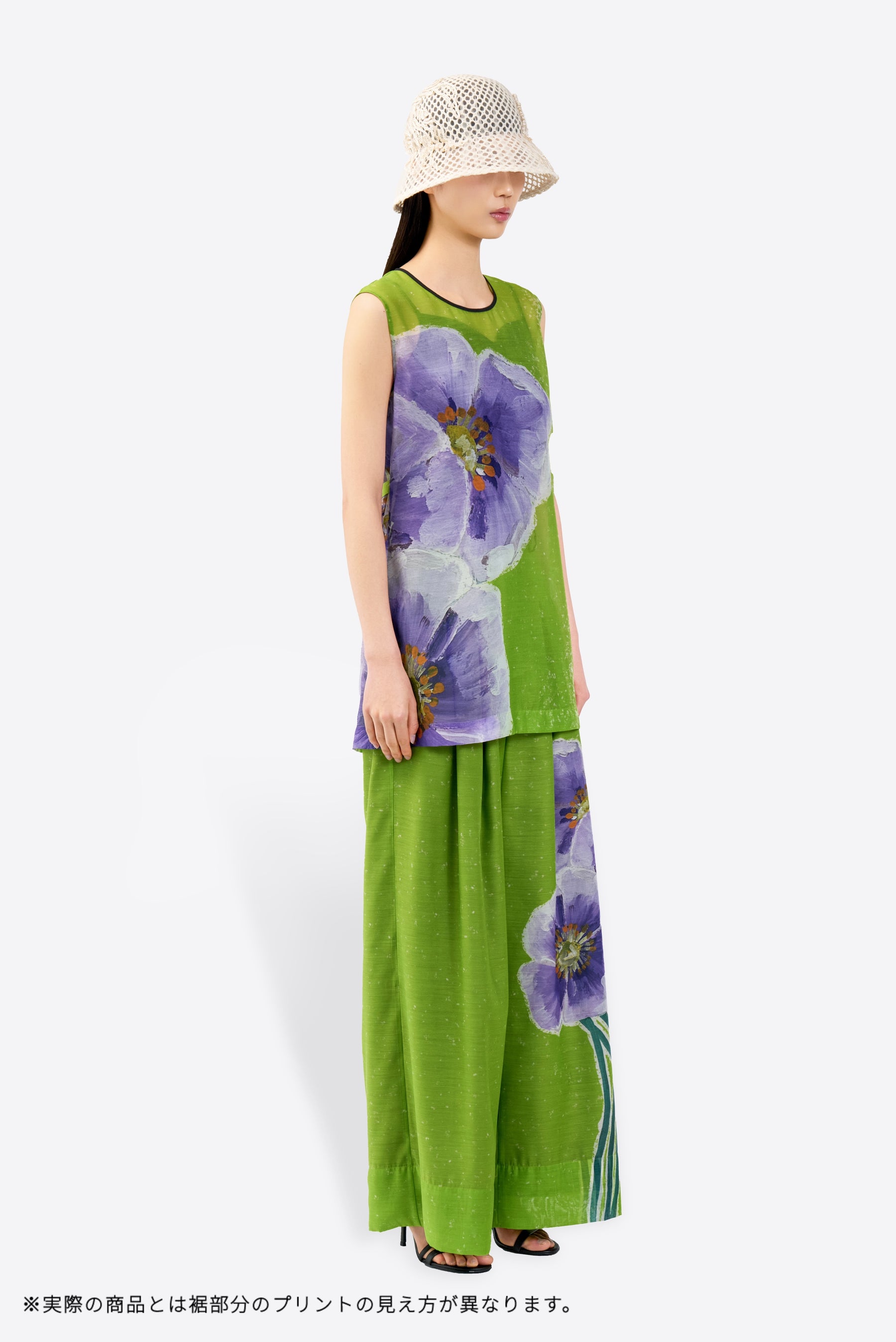 "Poppy" drawing tops (Light green)
