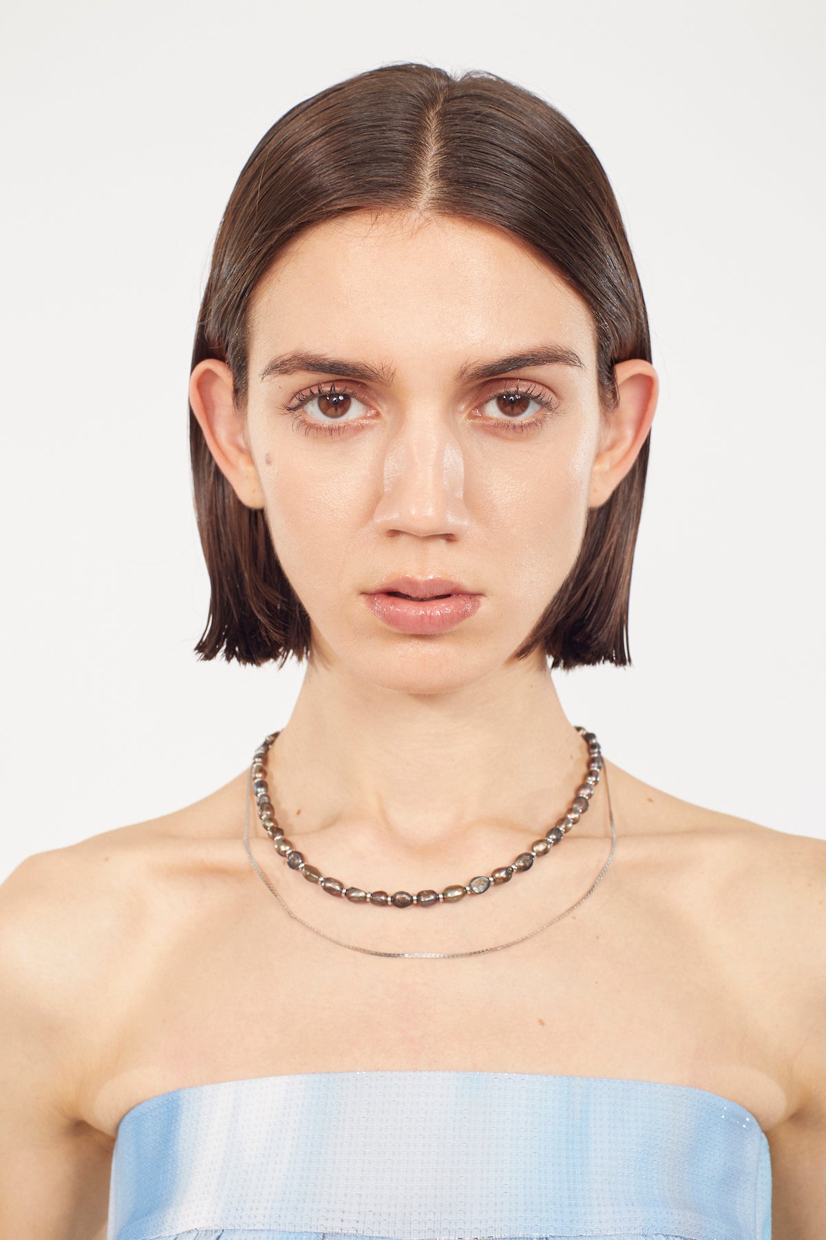 Faint pearl necklace (Silver)