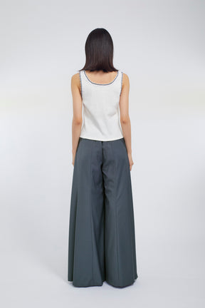 Scallop embroidered tank (White)