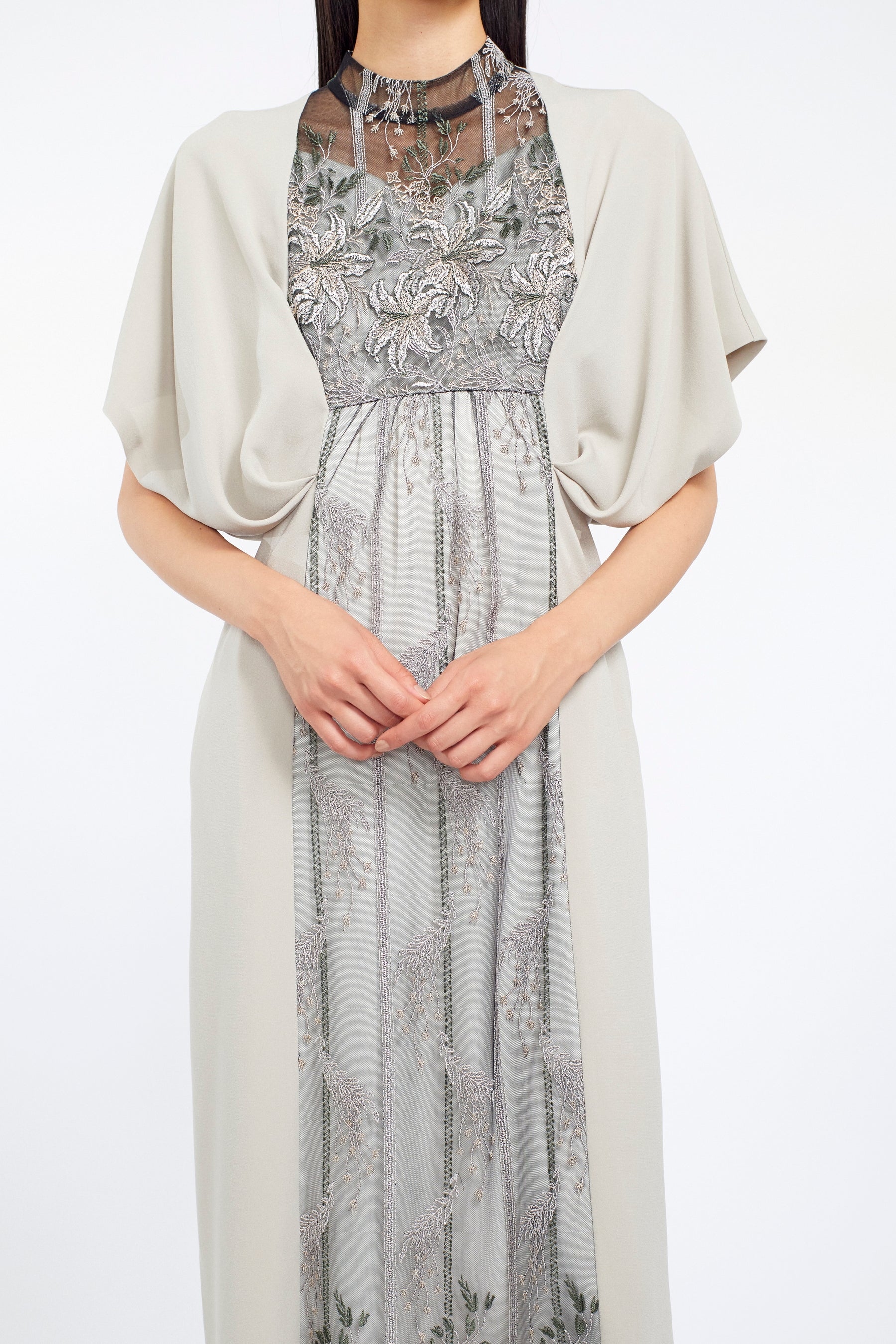 Classic lace dress (Ecru)