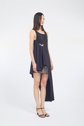 Brooch gather asymmetric dress (Black)
