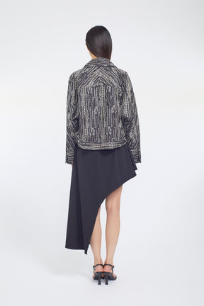 Swaying stripe embroidered shorts (Black)