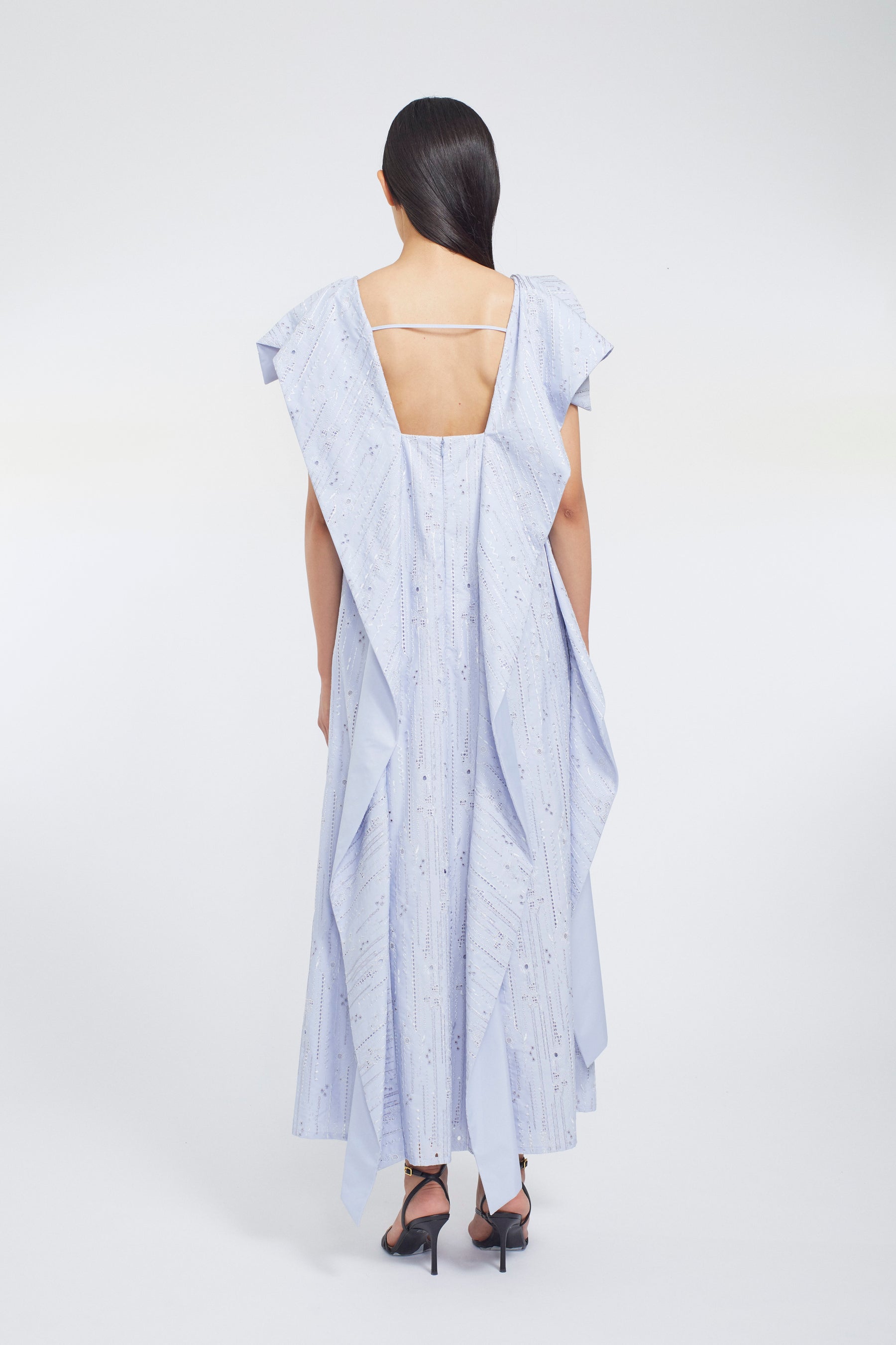 Swaying stripe embroidered dress (Blue)