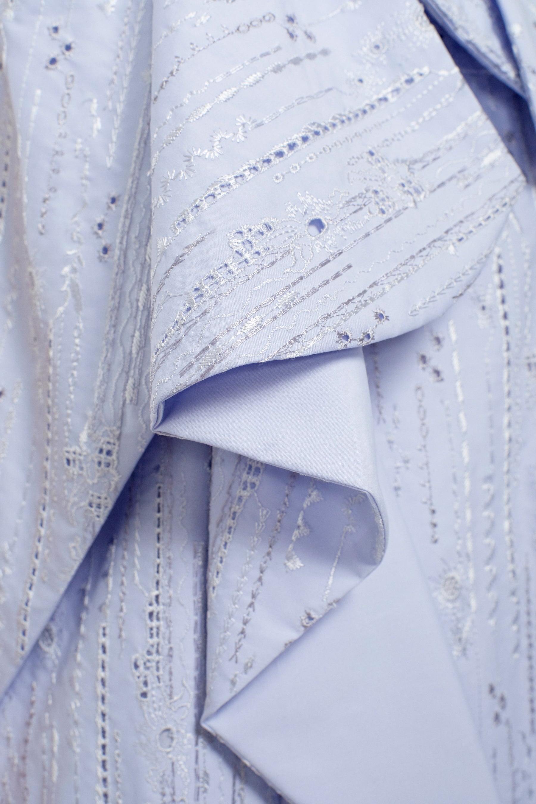 Swaying stripe embroidered dress (Blue)