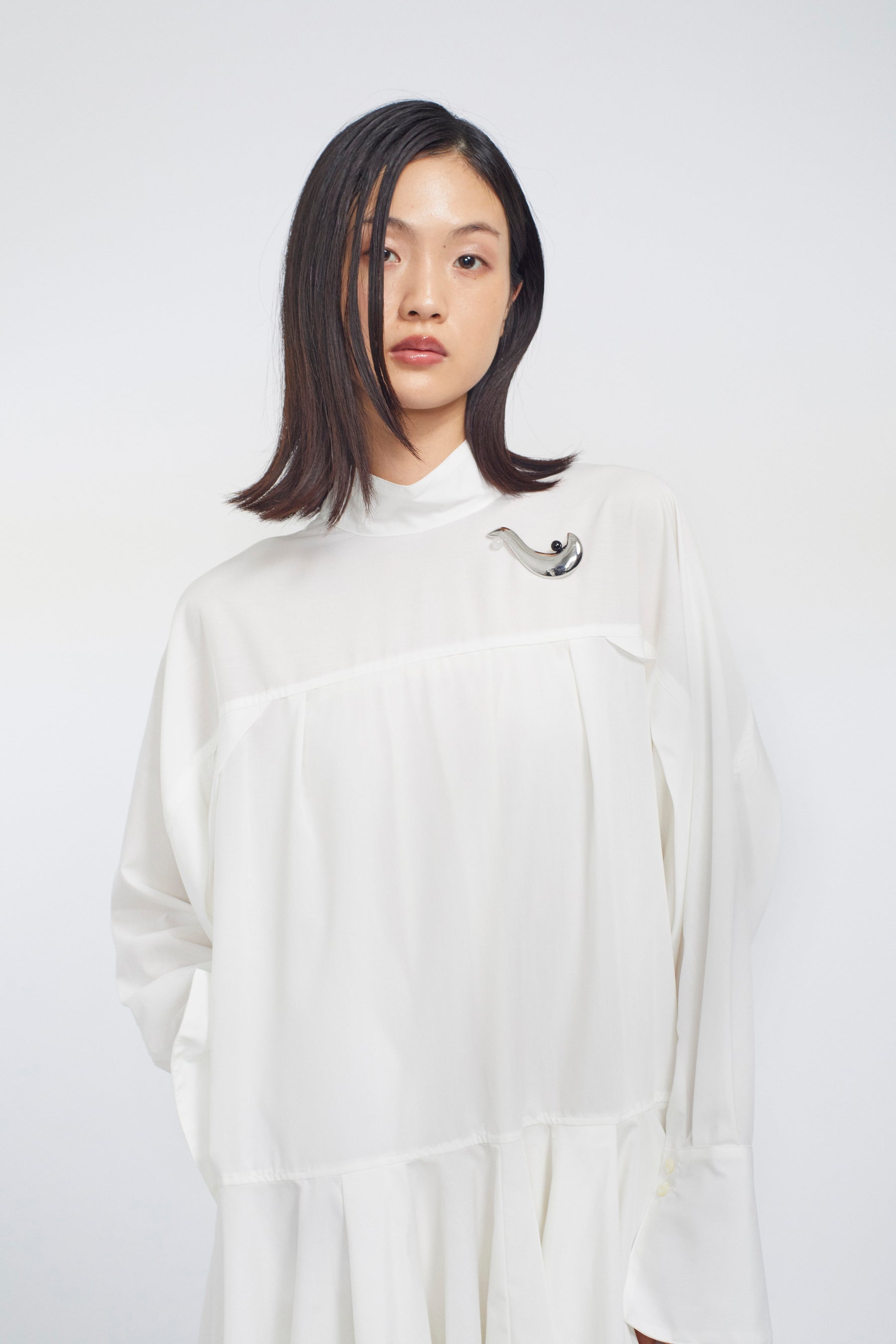 Spray flare shirt dress (White)